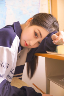 女人高潮时会一拱一拱的吗